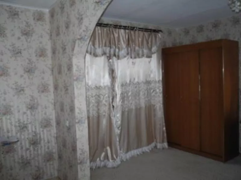Уютная четырехкомнатная  квартира в Сургуте 2